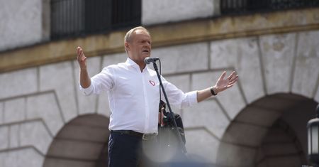 Wstrząs w koalicji po wygranej Nawrockiego. Szukanie winnych, wezwania do dymisji lub wotum zaufania