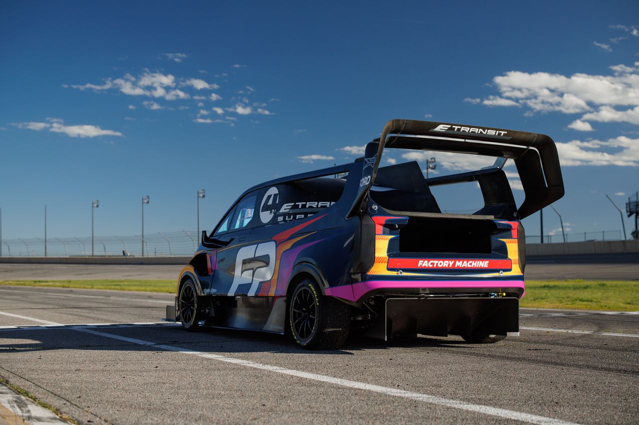 Ford pobił rekord klasy w Pikes Peak. Użył do tego swojego najbardziej szalonego auta