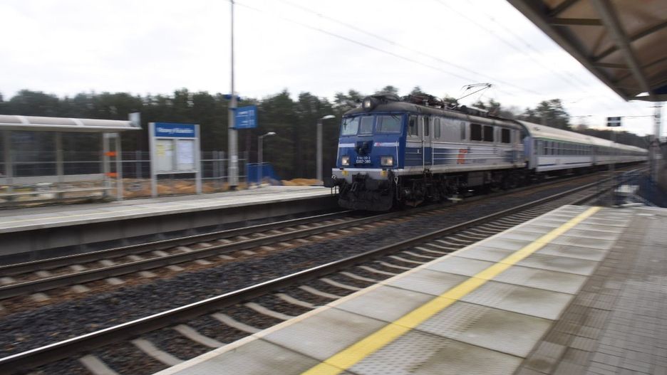 Posłanka Paulina Matysiak interweniowała w sprawie postoju pociągów w Żychlinie.