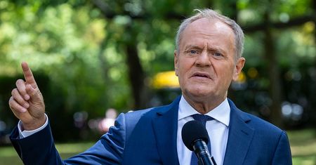 Zapytano go ceny paliw. Tusk: teraz mamy Ceny Karola Nawrockiego