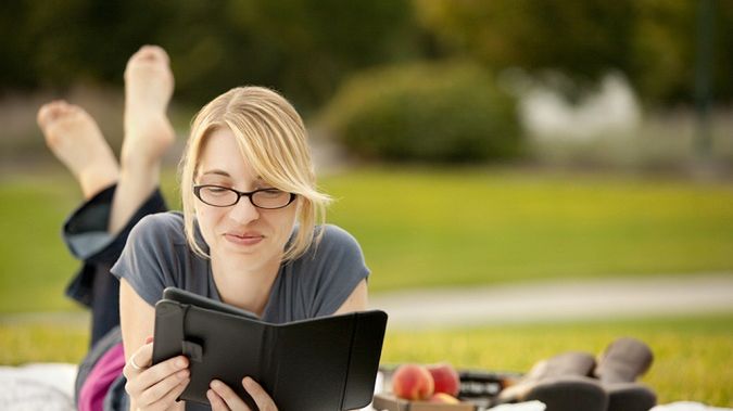 Film dnia. Czarno-biały Wipeout na czytniku! Nowa przenośna konsola! 1