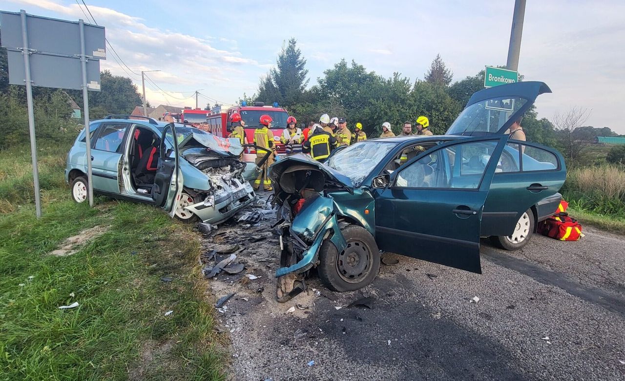 Tragiczny powrót z wakacji. 2 osoby nie żyją, 6 osób rannych