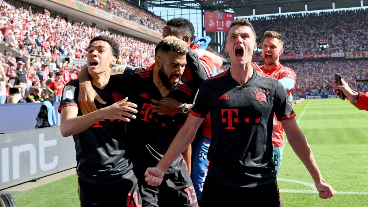 Zdjęcie okładkowe artykułu: Getty Images /  / Na zdjęciu: piłkarze Bayernu, od prawej Benjamin Pavard