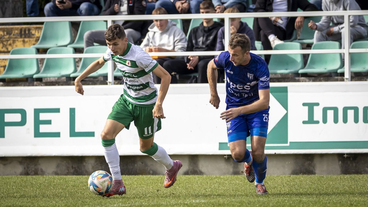 4. liga podkarpacka. Izolator Boguchwała nadal w formie. Wygrał w Ropczycach jedenasty mecz w sezonie