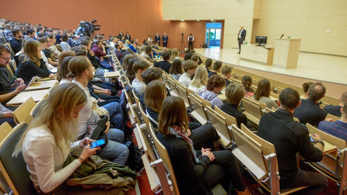 reporter_baza_2022-11
08.11.2022 Lodz. Wydzial Prawa i Administracji - Collegium Iuridicum - Uniwersytetu Lodzkiego przy ulicy Kopcinskiego. Fot. Piotr Kamionka/REPORTER
Piotr Kamionka/REPORTER