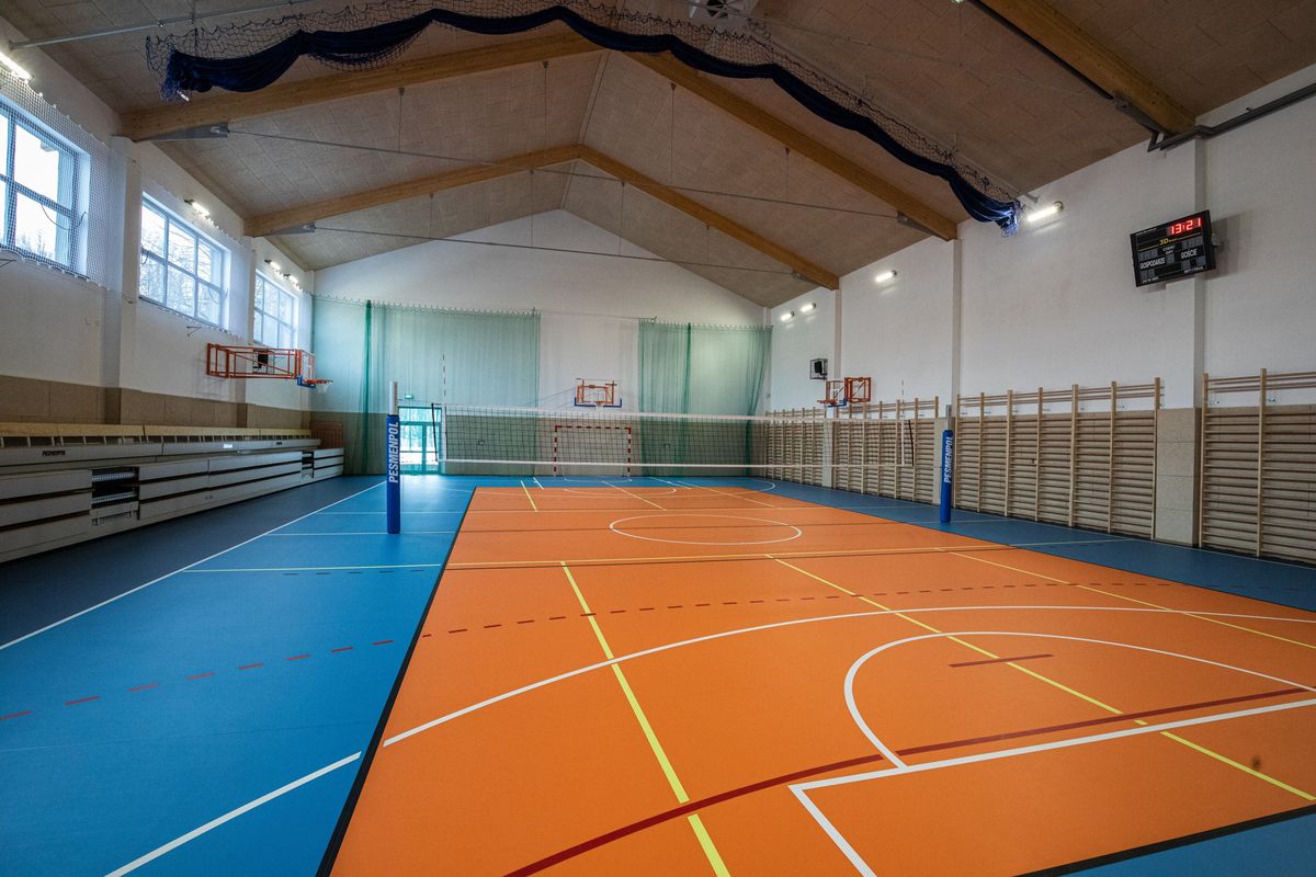 Bielsko-Biała. Nowo wybudowana sala gimnastyczna przy SP 31 kosztowała 7,4 mln zł.