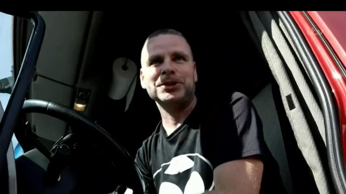 Brytyjski rząd łagodzi przepisy imigracyjne. Polak zakpił z Anglików