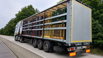 Udawały elektronarzędzia, okazały się odpadami. Litewski TIR zatrzymany w Pile