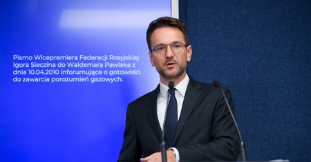 Rząd nie chce gasić świateł na ulicach. "Na to nie możemy sobie pozwolić"