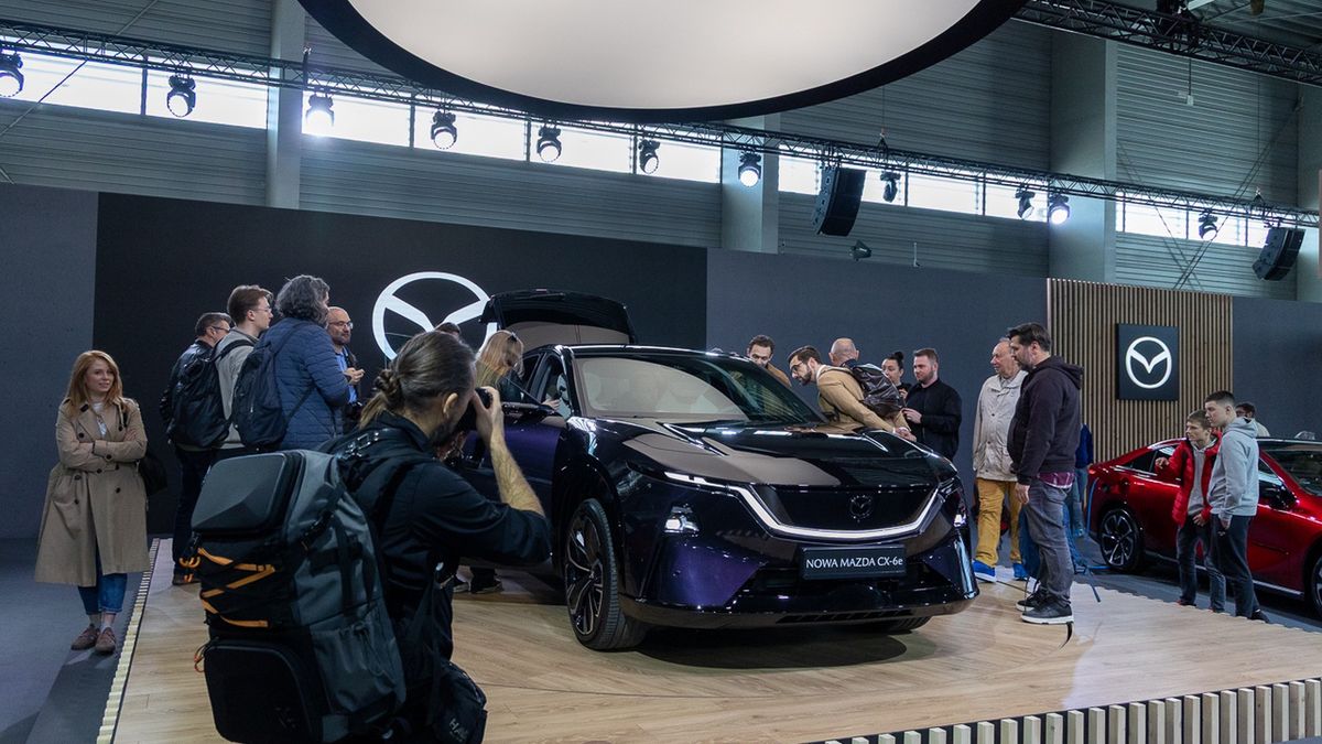 Mazda CX-6e w Poznaniu