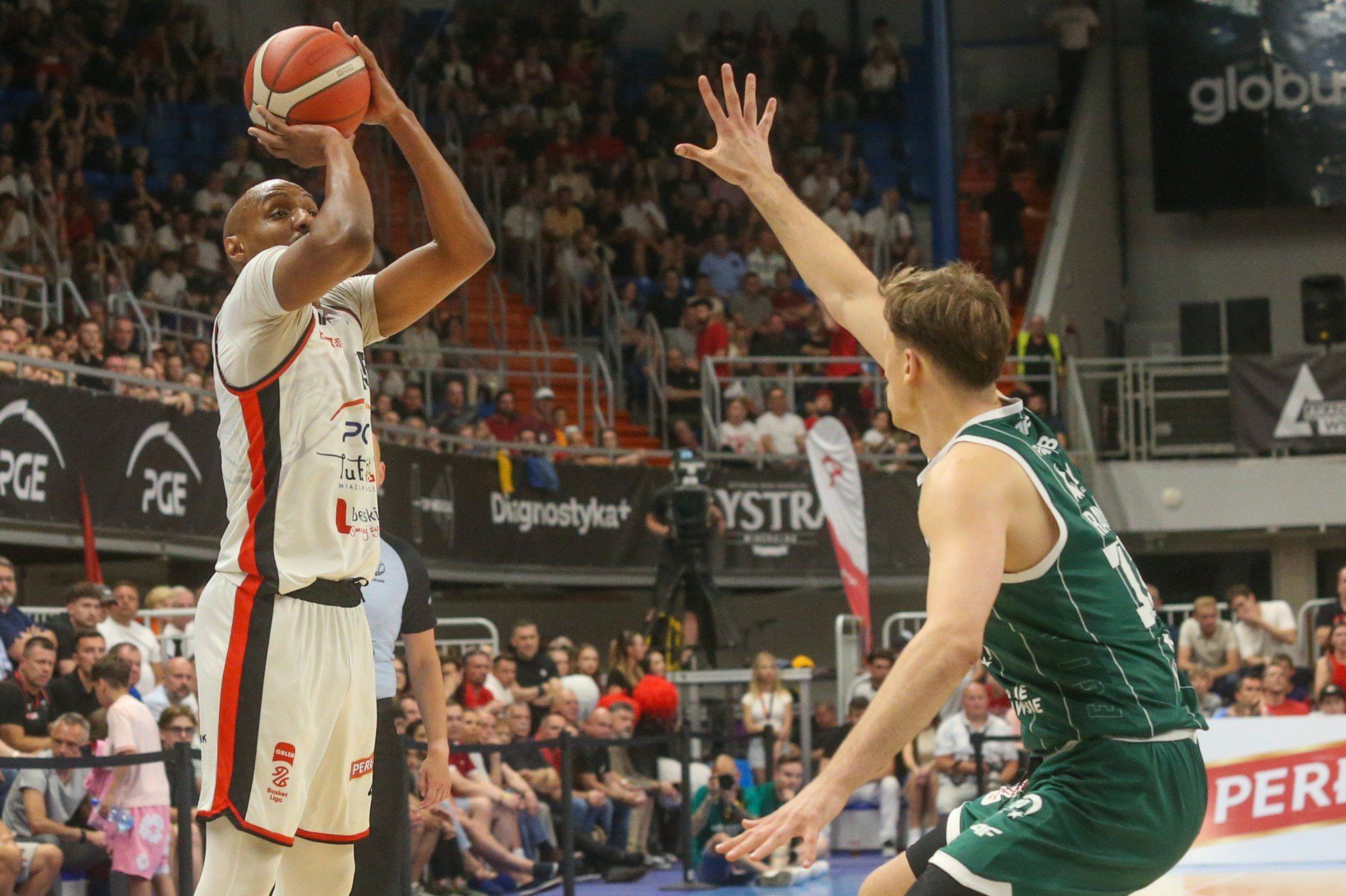 (Koszykarze PGE Startu Lublin pokazali moc w piątym, finałowym meczu ORLEN Basket Ligi z Legią Warszawa i są o krok od tytułu mistrza Polski)