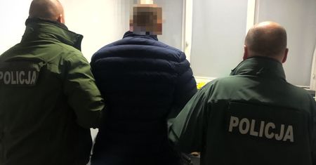 500 zarzutów, podrobione dowody osobiste, 400 tys.zl strat i areszt