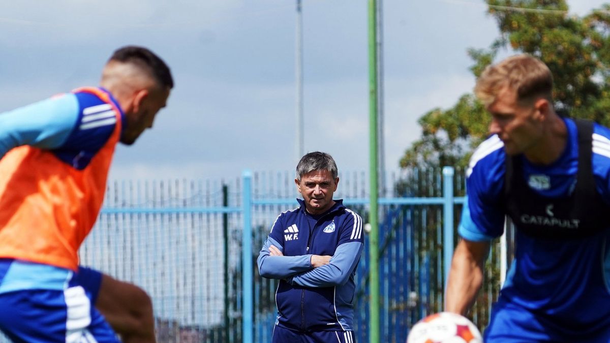 Twitter / X Ruchu Chorzów / Waldemar Fornalik mógł się cieszyć ze zdobytego punktu