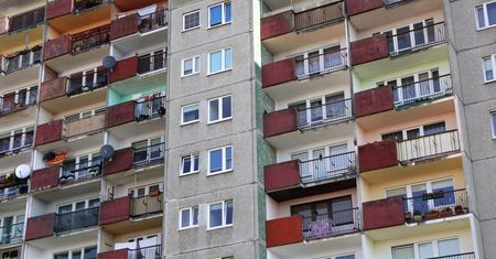 Co wieczór słyszysz taki dźwięk w bloku? To nie przypadek