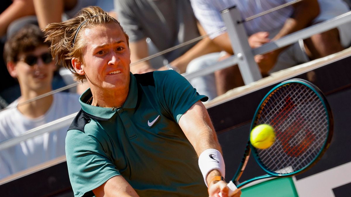 PAP/EPA / Fabio Frustaci / Na zdjęciu: Sebastian Korda