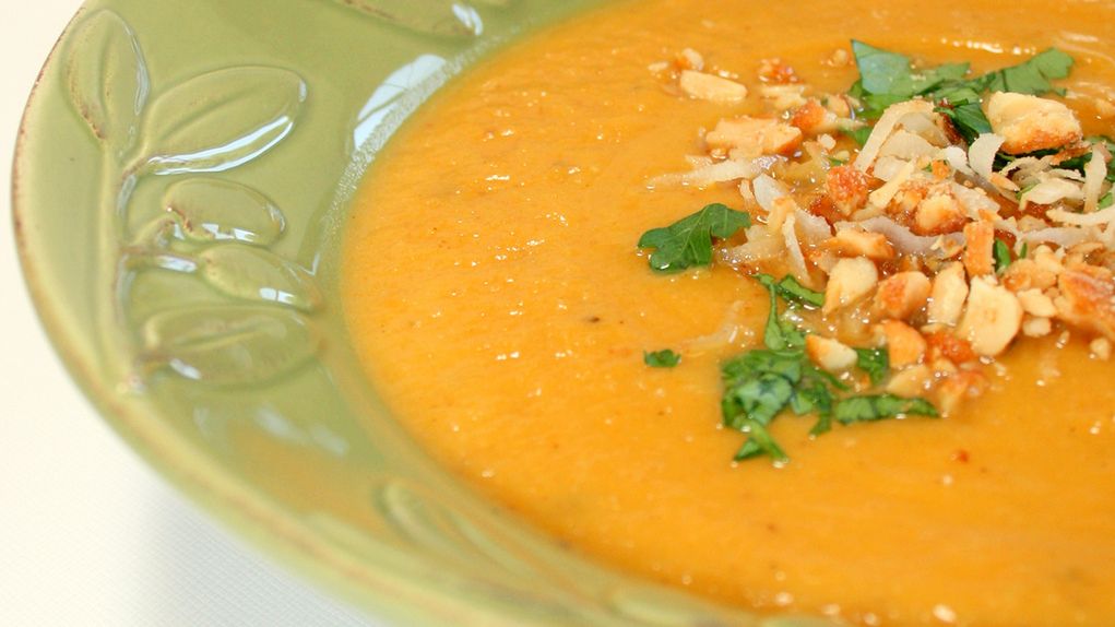 Dynia żołędziowa gotowana i zblendowana, z dodatkiem soli