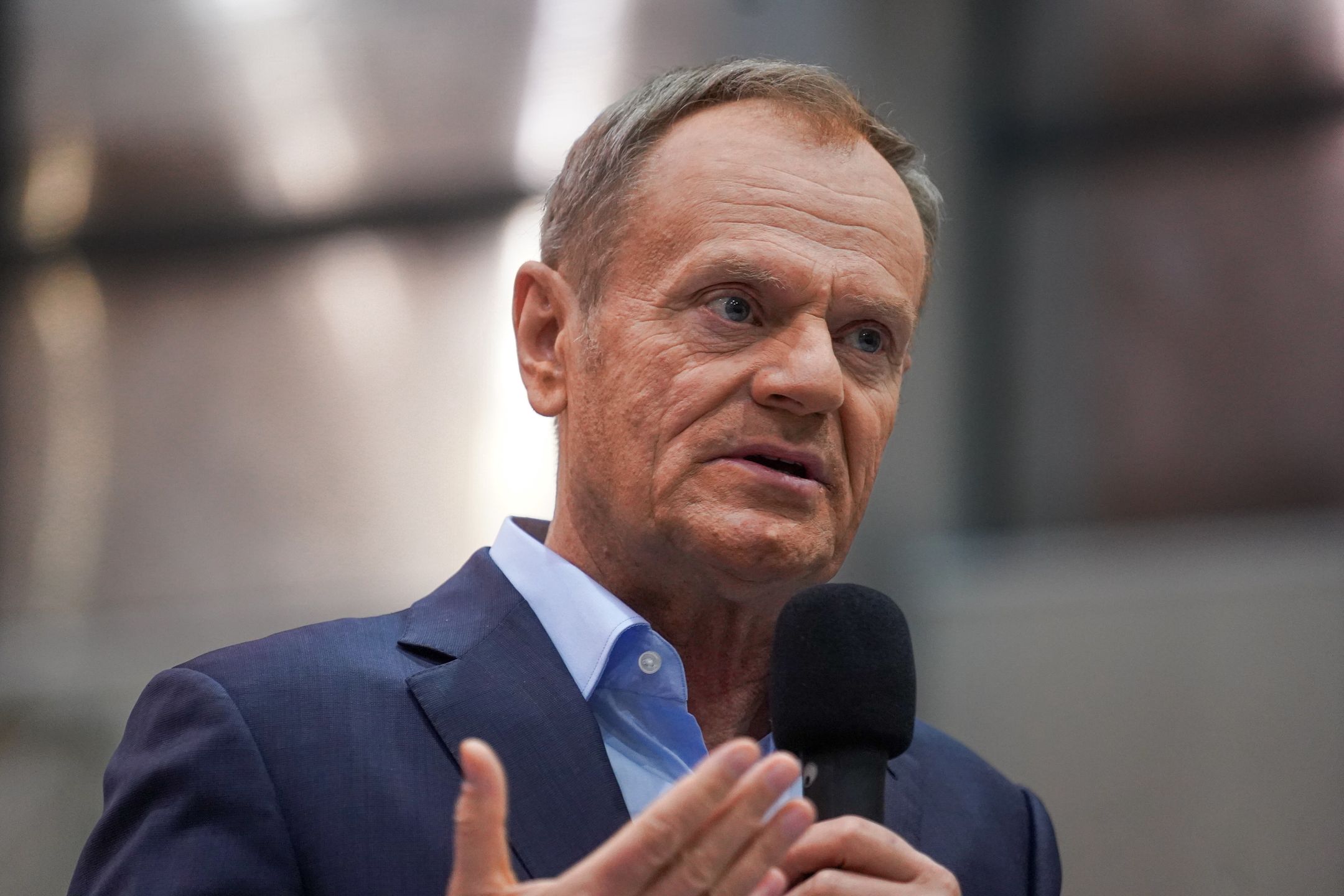 Lublin, 20.01.2023. Przewodniczący PO Donald Tusk podczas spotkania z mieszkańcami Lublina, 20 bm. (sko) PAP/Karol Zienkiewicz