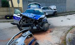 Zderzyła się z radiowozem. Cztery osoby ranne, w tym dziecko