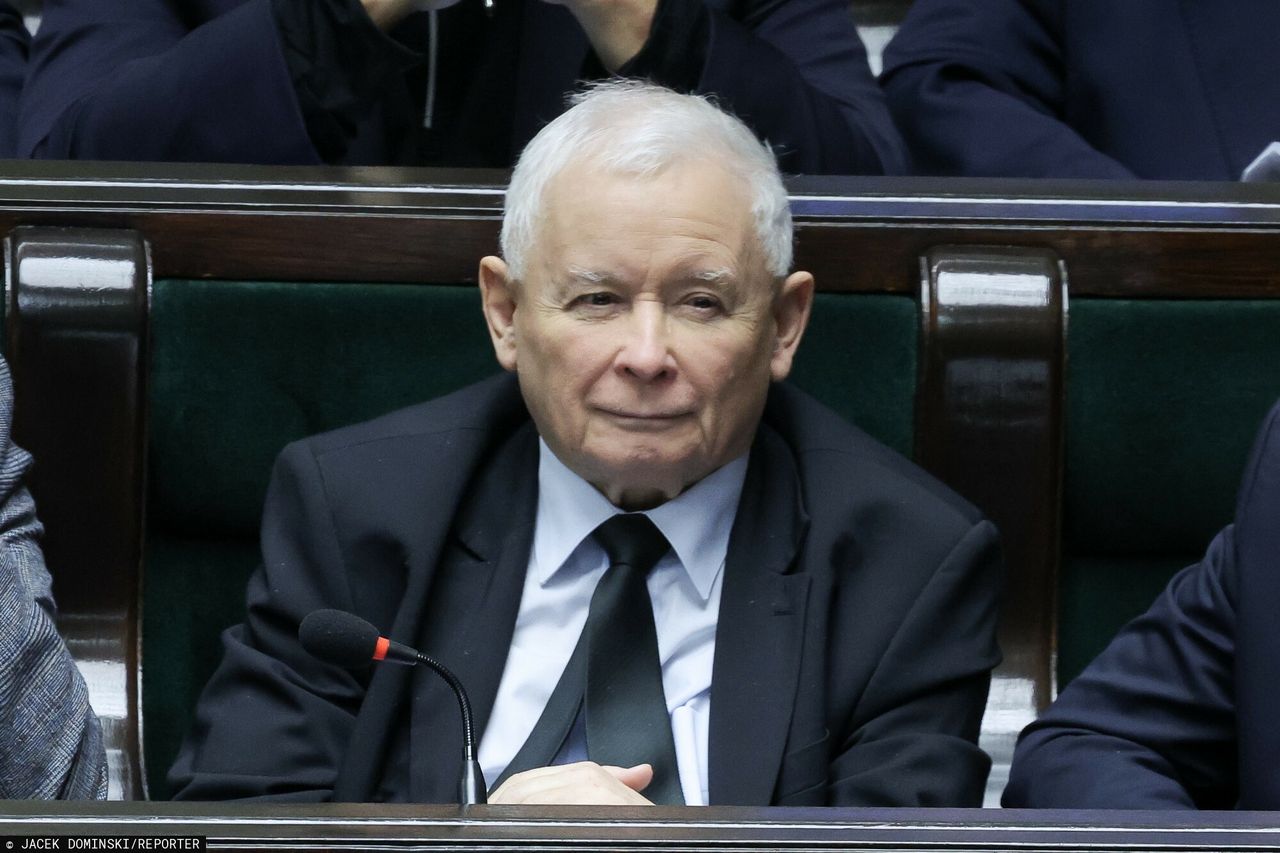 Jarosław Kaczyński w szpitalu. Pobędzie tam kilka dni