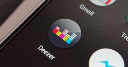 Nowy Deezer dostał rozpoznawanie piosenek. To więcej niż usługa do słuchania