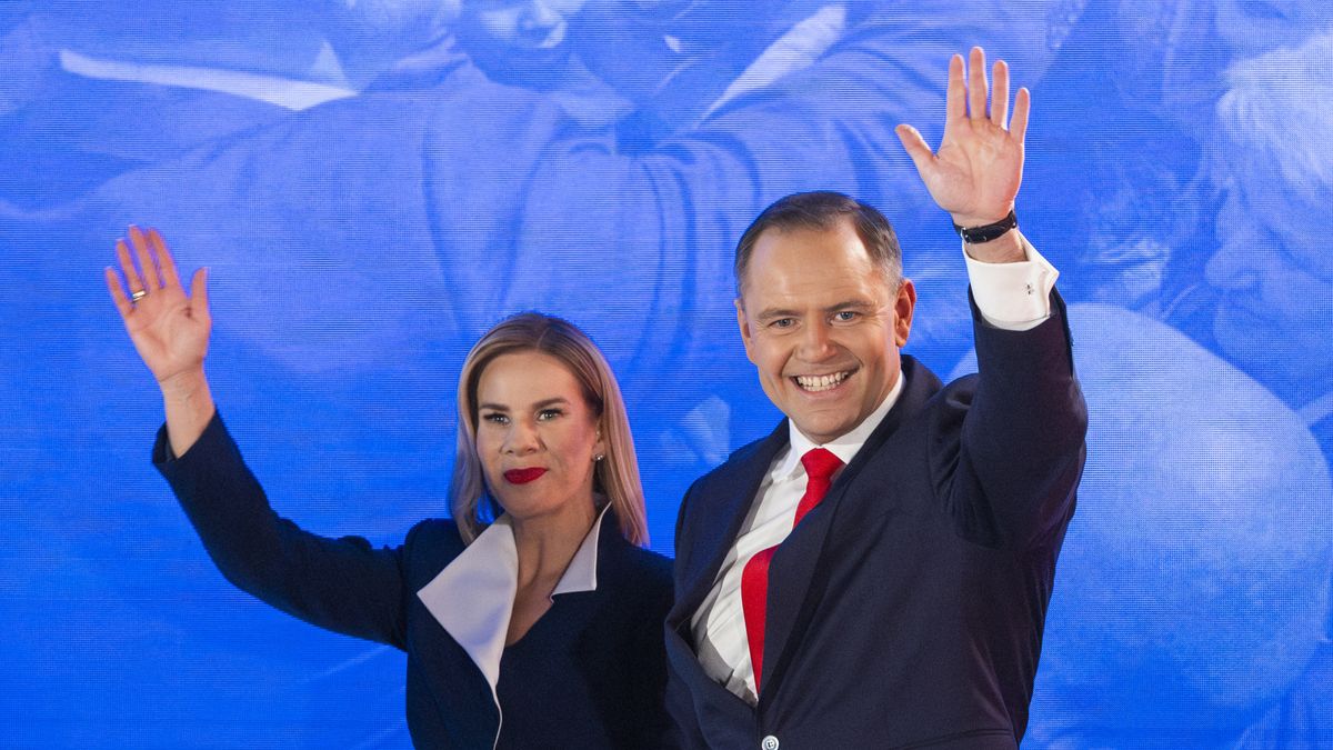 Polish presidential candidate Karol Nawrocki supported by the Law and Justice party after the second round of voting in Poland's presidential election during an election night with his wife Marta in in Warsaw, Poland, 1 June 2025.
 (Photo by Andrzej Iwanczuk/NurPhoto via Getty Images)