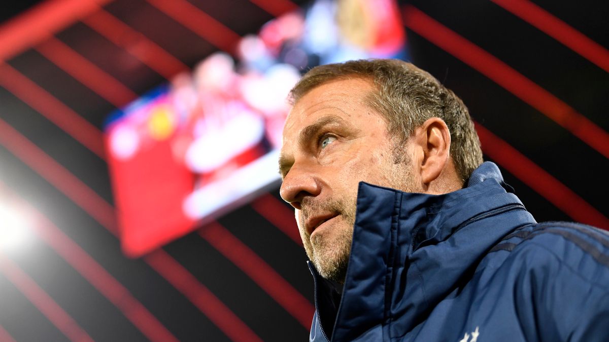 PAP/EPA / LUKAS BARTH-TUTTAS / Na zdjęciu: Hansi Flick