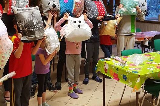 "Wygaszanie" domu dziecka na Ochocie. "Jak można burzyć dzieciom miejsce, gdzie czują się bezpiecznie?"