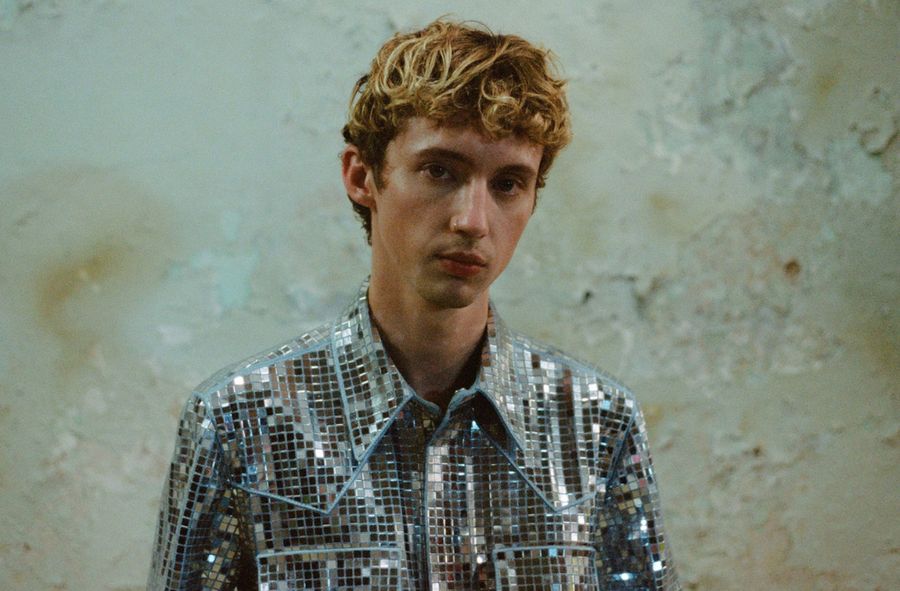 Troye Sivan - recenzja albumu "Something To Give Each Other"