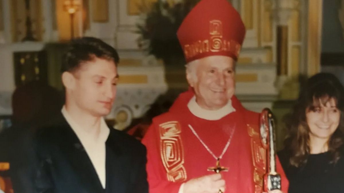 Facebook / Mariola Golota / Na zdjęciu: Andrzej Gołota podczas bierzmowania