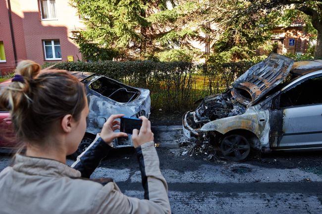 Podpalenia w Gdańsku. W nocy spłonęło 19 samochodów