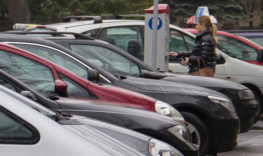 Słone ceny za parkowanie w centrach. Nie tylko największych miast 