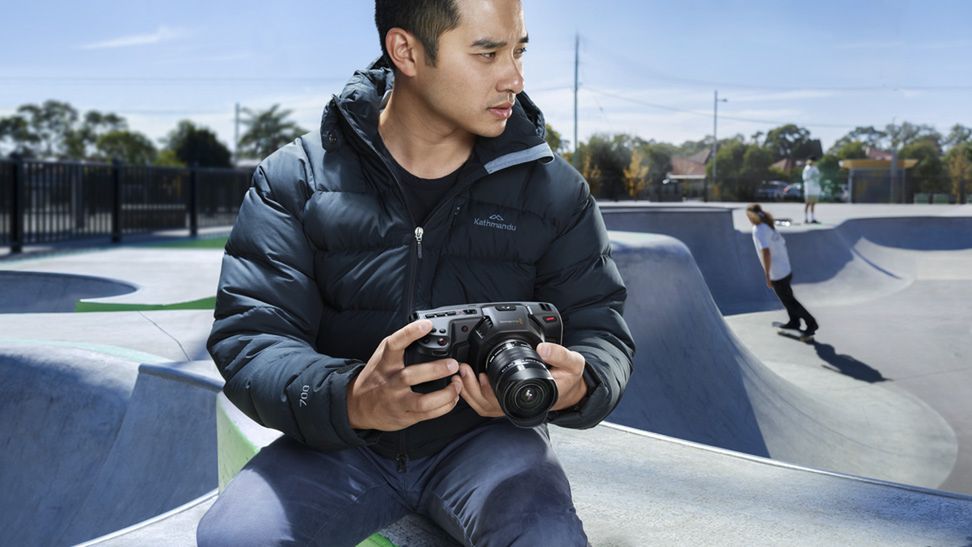 Nagrywa filmy RAW w 4K i kosztuje 4,5 tysiąca. Oto Blackmagic Pocket Cinema Camera 4K 1