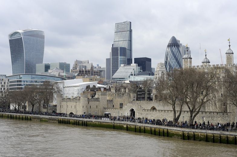 Banki gotowe są opuścić londyńskie City. Wielka Brytania już traci na Brexicie