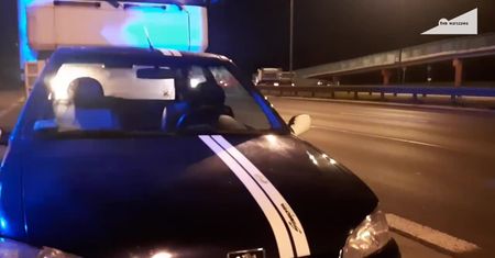 Jechał pod prąd ruchliwą aleją. Obywatelskie zatrzymanie kierowcy w Warszawie