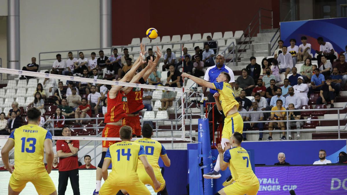 Facebook / Qatar Volleyball Association / Ujęcie z meczu Katar - Chiny w Challenger Cup