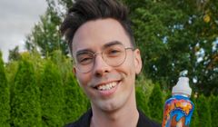 "Pij Wojanka do białego ranka", czyli o fenomenie napoju z Żabki