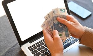 Nowa kampania oszustów. Eksperci ostrzegli przed SMS-ami