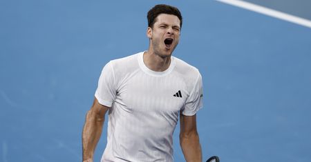 Hurkacz pokonał Zvereva. Polska prowadzi z Niemcami