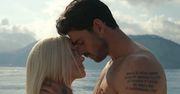 "365 dni" hitem Netfliksa. Zagraniczni recenzenci miażdżą jednak film