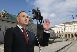 "Miesiąc miodowy Nawrockiego". Polacy ocenili nowego prezydenta