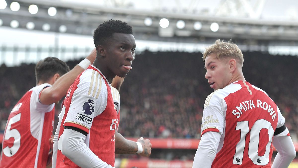 PAP/EPA / VINCE MIGNOTT / Na zdjęciu: radość piłkarzy Arsenalu