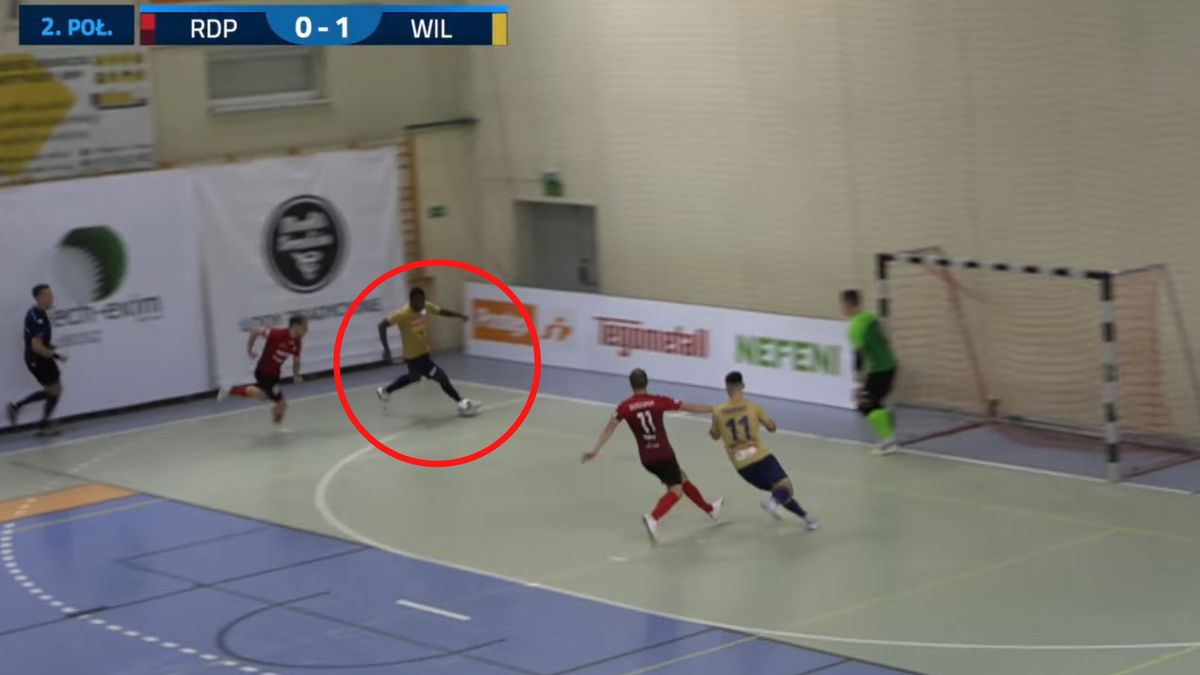 Zdjęcie okładkowe artykułu: YouTube / Futsal Ekstraklasa / Mecz Red Dragons Pniewy - AZS UW Darkomp Wilanów