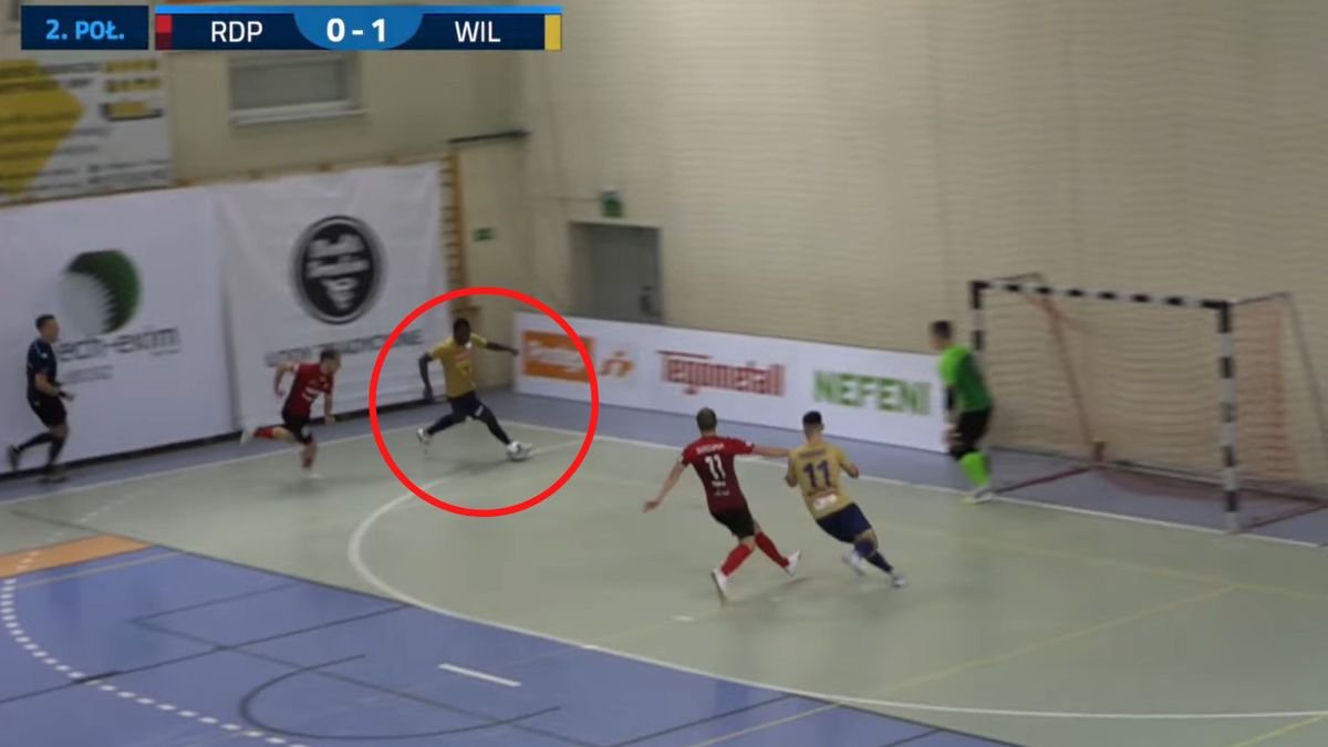 YouTube / Futsal Ekstraklasa / Mecz Red Dragons Pniewy - AZS UW Darkomp Wilanów