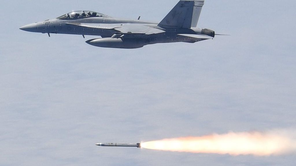Testowe odpalenie AGM-88G AARGM-ER z F/A-18F