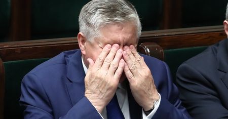 Złote góry w ministerstwie rolnictwa. 6 mln zł na nagrody dla urzędników