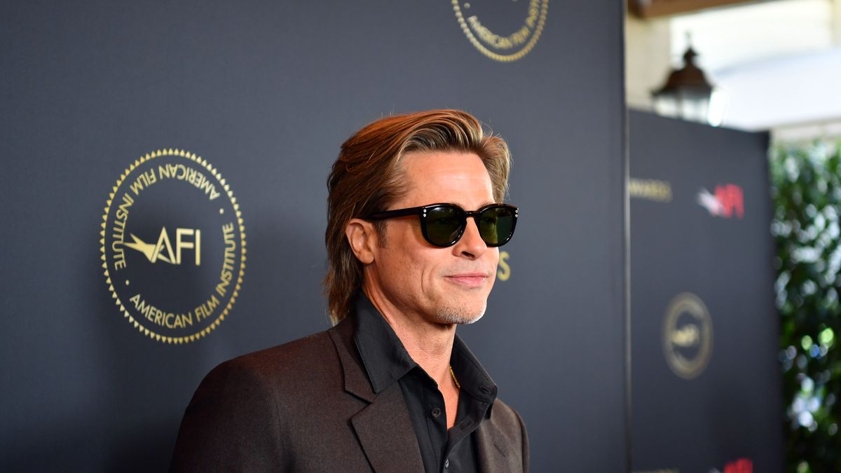 LOS ANGELES, CALIFORNIA - JANUARY 03: Actor Brad Pitt attends the 20th Annual AFI Awards at Four Seasons Hotel Los Angeles at Beverly Hills on January 03, 2020 in Los Angeles, California. (Photo by Amy Sussman/Getty Images for AFI)