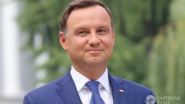 Andrzej Duda wygwizdany na Stadionie Narodowym podczas finału Pucharu Polski. Komentuje zdarzenie, co powiedział?