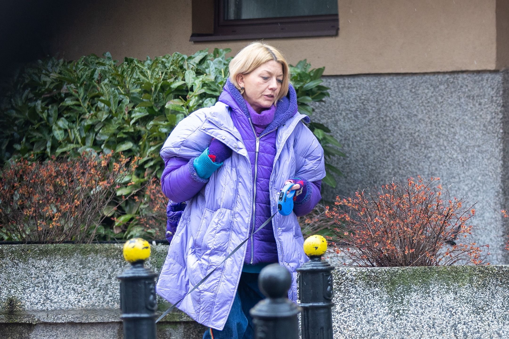 Edyta Olszówka na spacerze