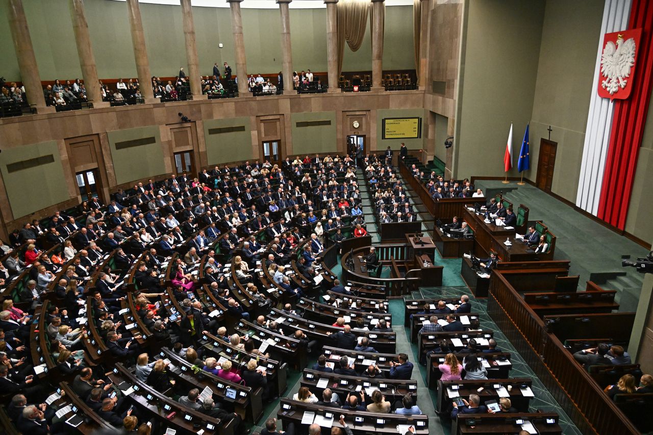 Sejm zagłosował ws. wakacji kredytowych na 2024 r.