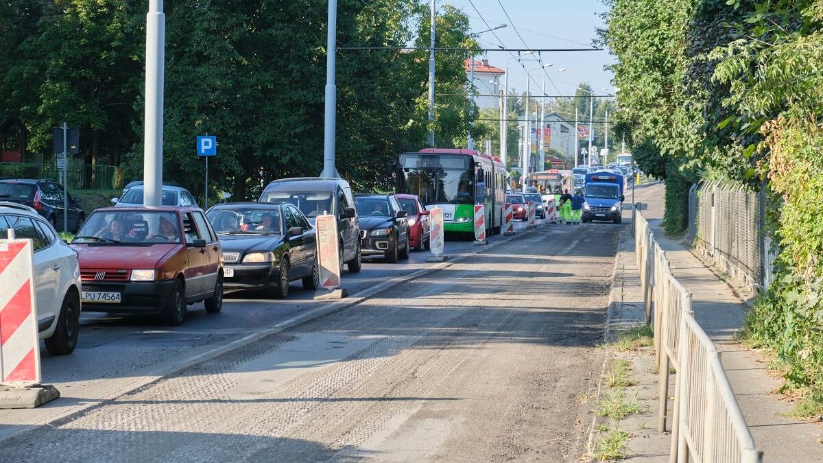 Kierowcy utknęli w ogromnym korku na remontowanym odcinku ul. Nadbystrzyckiej